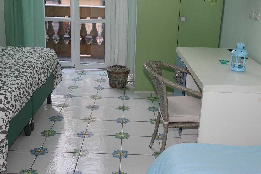 Viaggio A Napoli B&B Oda fotoğraf